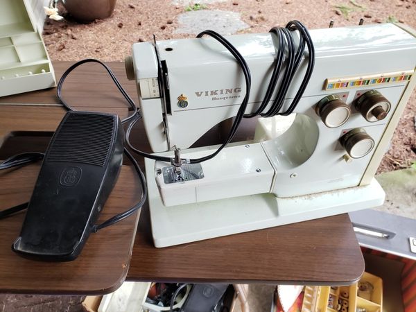 Viking Sewing Machine And Accessories For Sale In Renton Wa Offerup