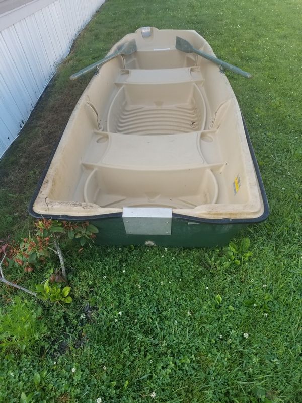 Sun Dolphin 10ft Jon Boat In Great Condition With Oars For Sale In