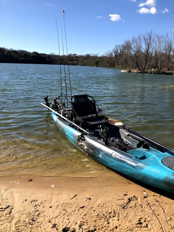 Wilderness Systems Ride 135 Kayak w/ Trolling Motor for Sale in Austin