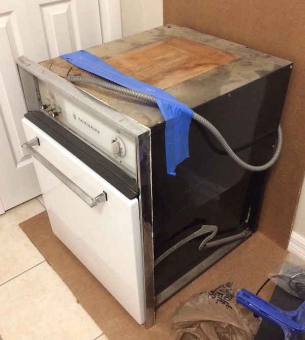 VINTAGE FRIGIDAIRE OVEN for Sale in Tampa, FL OfferUp