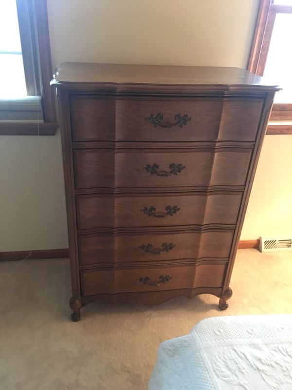 Bassett Vintage Full Size Bedroom Set for Sale in STOCKRTWN Township