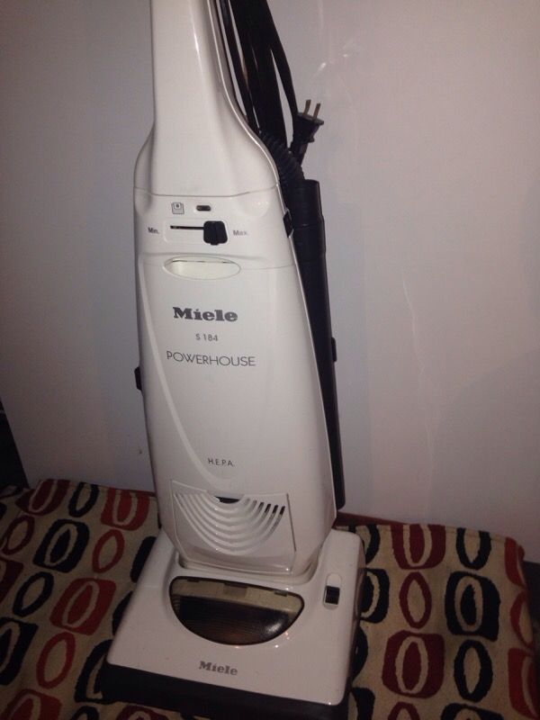 Miele Vacuum for Sale in Everett, WA OfferUp