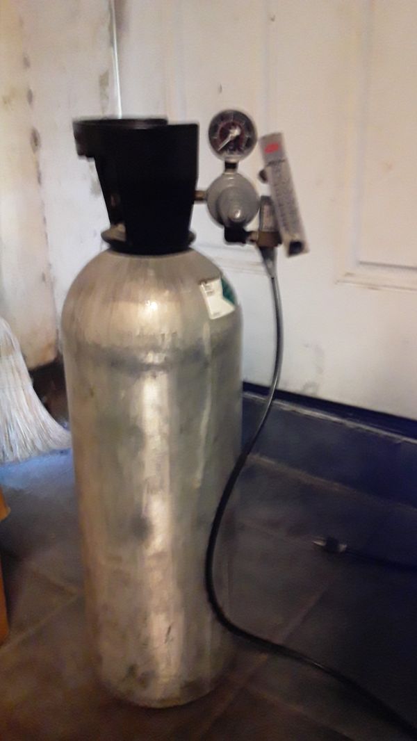 co2-tank-with-regulator-for-sale-in-downey-ca-offerup