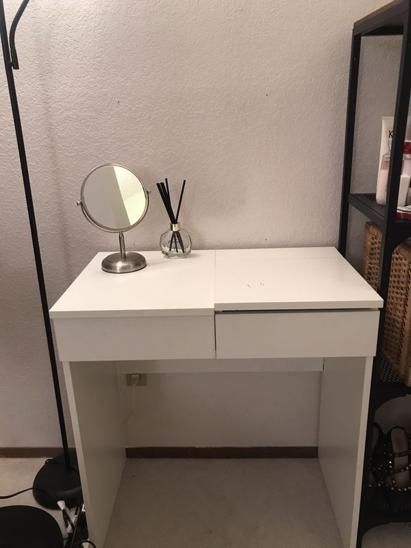 IKEA MAKE UP TABLE for Sale in Bellevue, WA - OfferUp