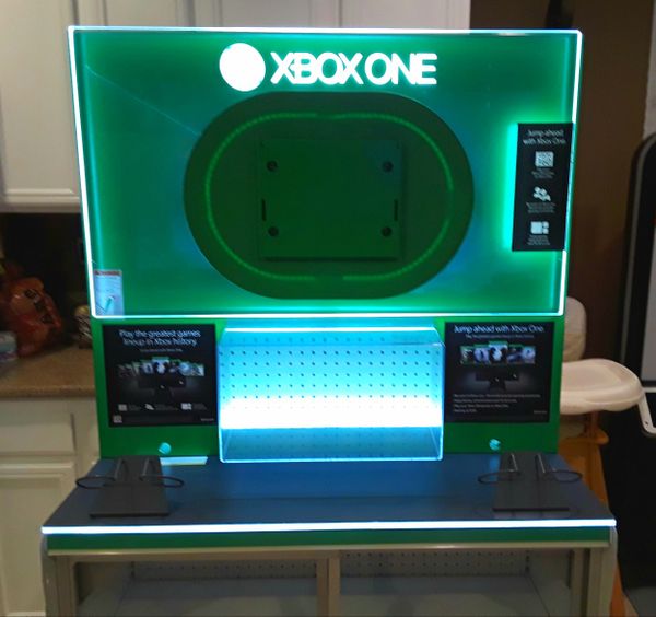 MICROSOFT XBOX ONE Commercial Display Kiosk for Sale in Riverside, CA