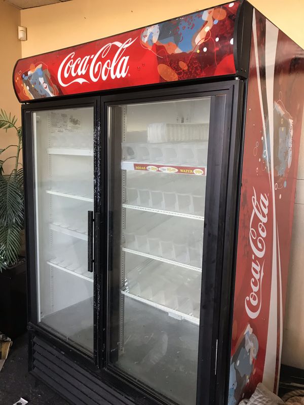 Commercial Restaurant Equipment Coca Cola Fridge for Sale in Glendale