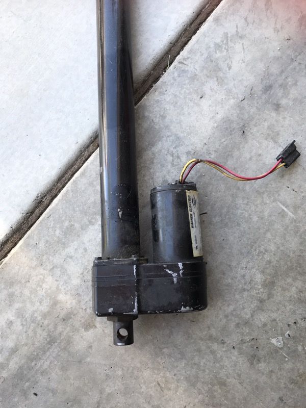 Warner electric hydraulic boat hatch lift for Sale in Menifee, CA OfferUp