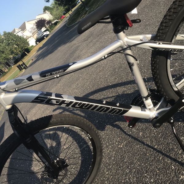 schwinn mountain bike 27.5 aluminum comp
