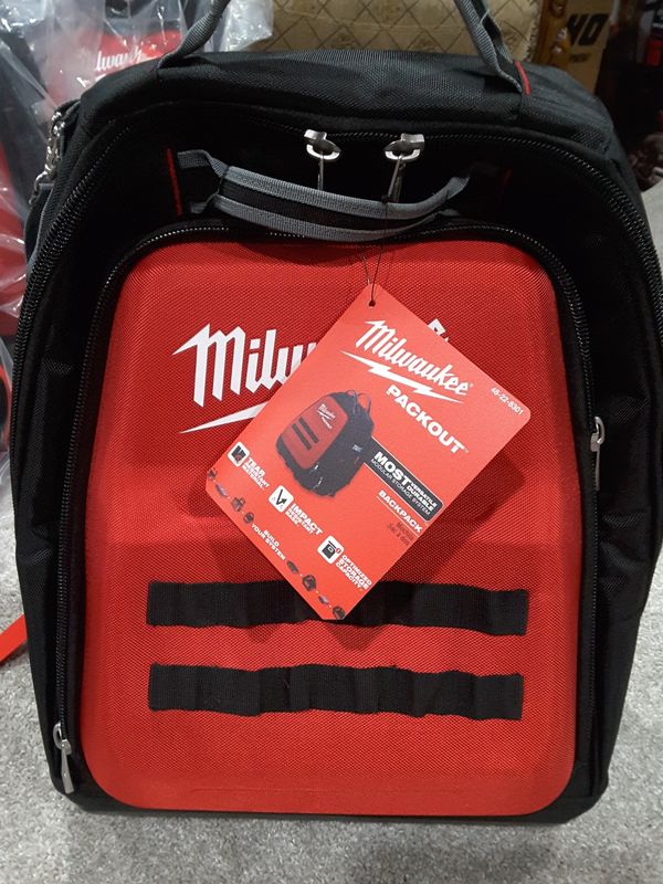 milwaukee back packs