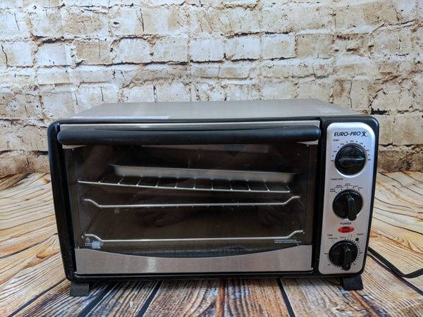 EuroPro Toaster Oven Convection (TO280) with Rotisserie pan and 3