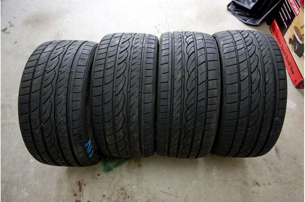 245/40R18 Sumitomo Htr Z III for Sale in Phoenix, AZ - OfferUp