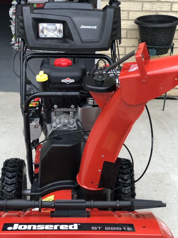 Costco Jonsered Snow Blower Gas twostage Electric Start. for Sale in