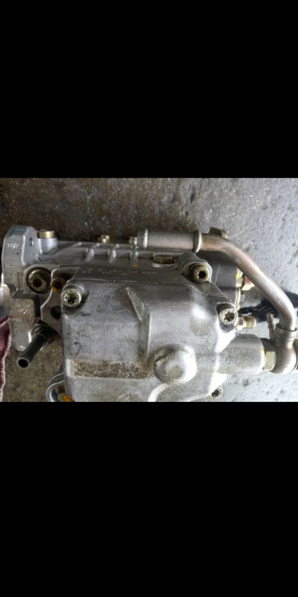 2002 Volkswagen Jetta Tdi Injection Pump 2002 Volkswagen Jetta TDI manual tranny fuel injection pump for Sale in