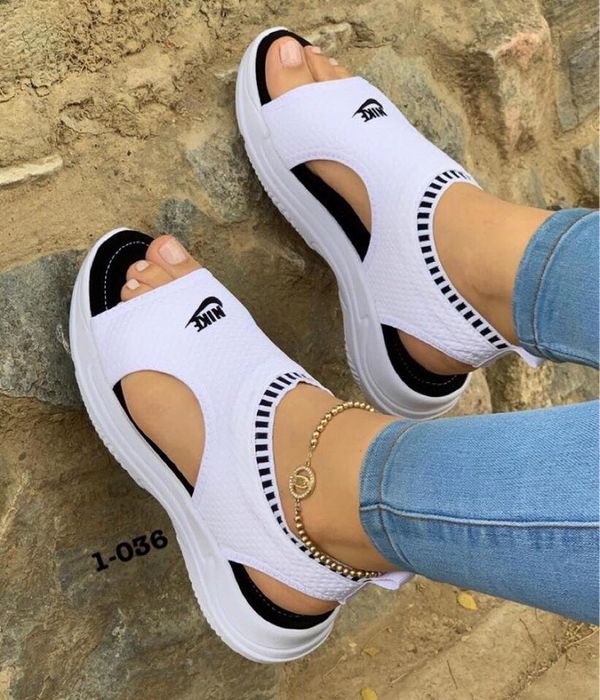 platform nike sandals