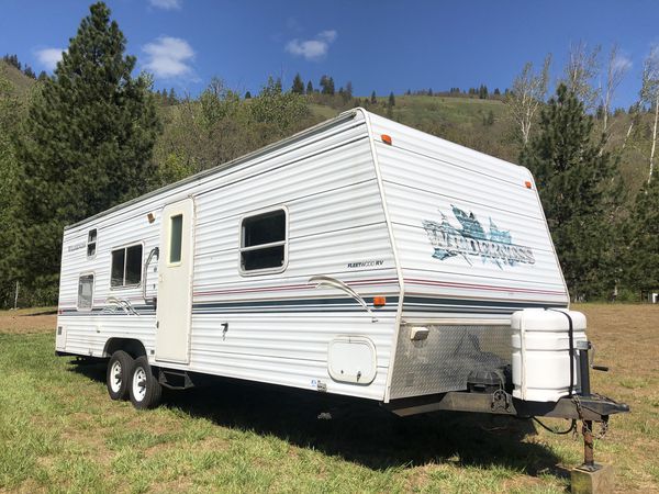 2000 wilderness travel trailer for sale