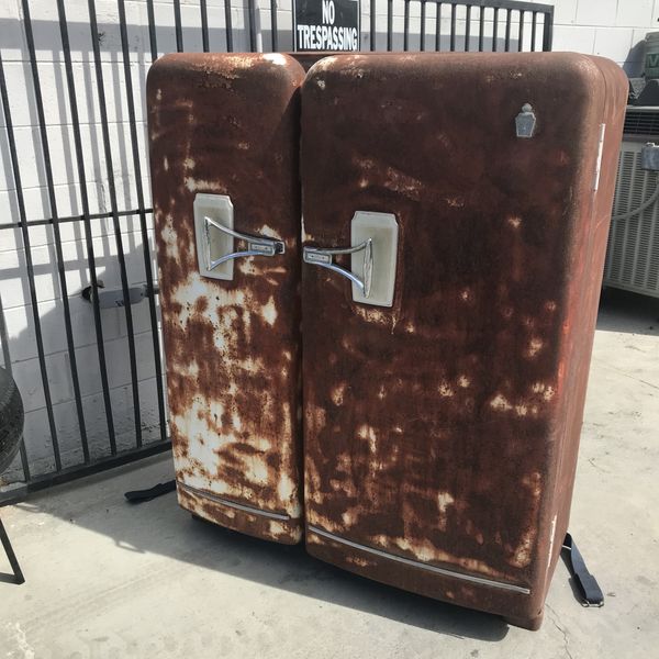 Kelvinator foodarama Foodorama vintage refrigerator for Sale in Anaheim