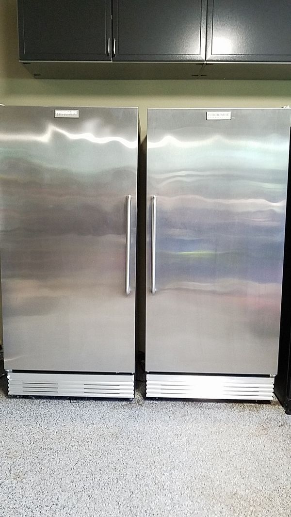 Refrigerator Frigidaire Commercial 17.9 Cu Ft, food service grade, on