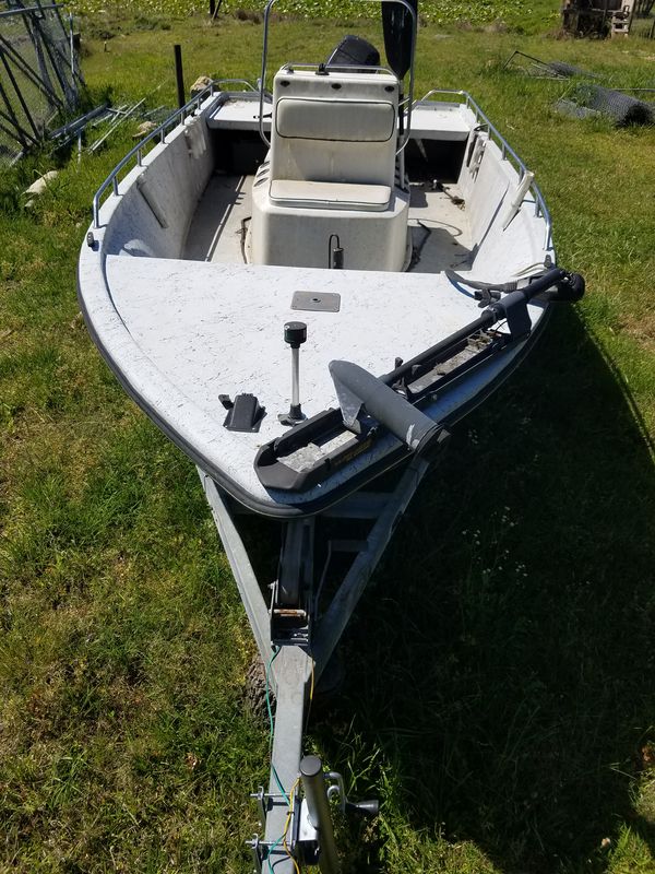 18 ft Boat and Trailer for sale for Sale in Jacksonville 