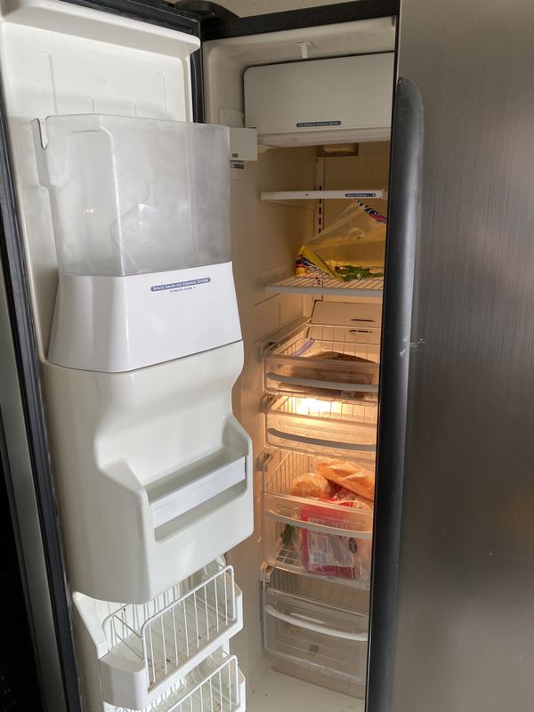 Kenmore coldspot 106. Refrigerator for sale for Sale in Hillsboro, OR