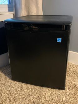 New and Used Mini fridges for Sale - OfferUp