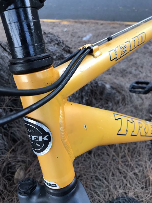 trek yellow mountain bike