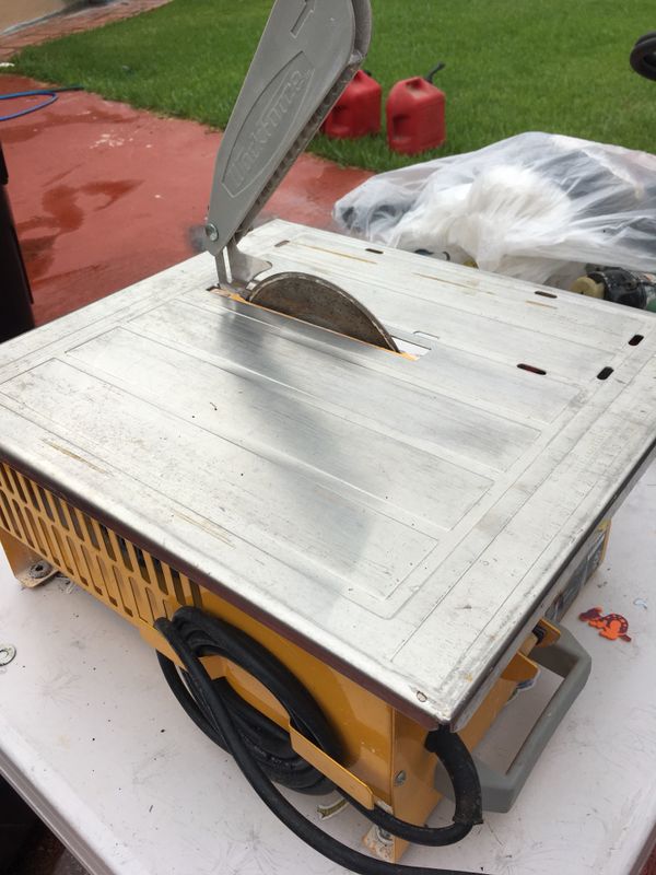 Workforce THD550 7” wet tile saw with diamond blade 4.6-amp for Sale in