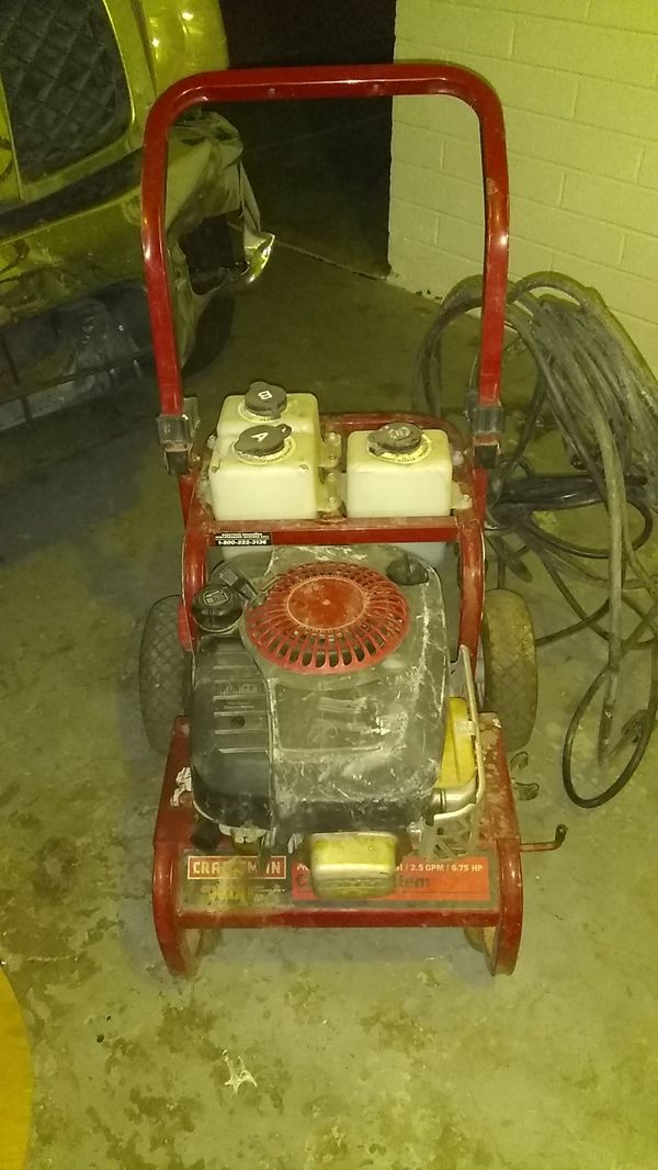 PRESSURE WASHER CRAFTSMAN 2500 PSI / 2.5 GPM/ 6.75 HP. for Sale in Mesa