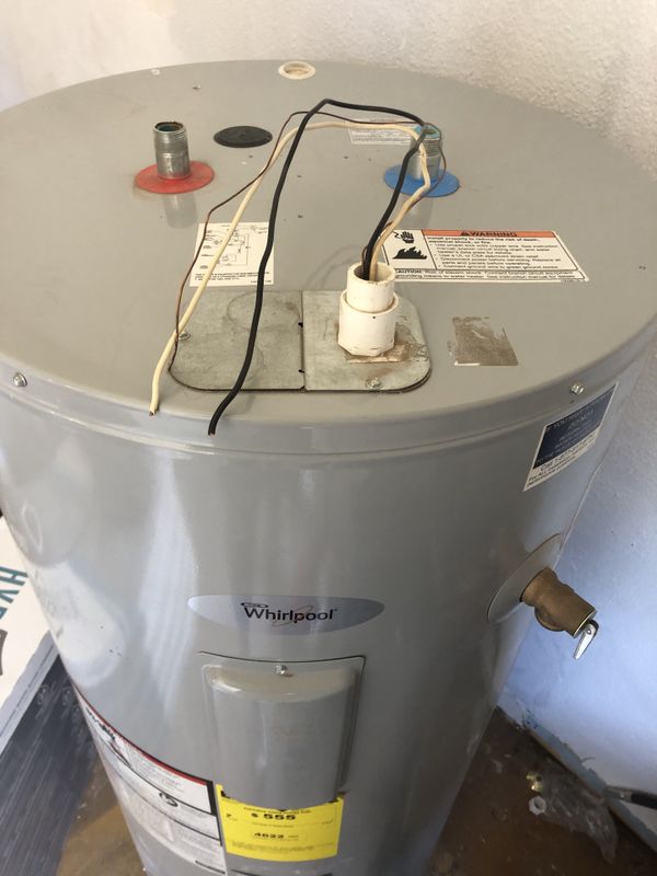 Whirlpool 50 gal. Hot Water Heater for Sale in Darrington,