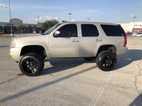 2007 Lifted Yukon for Sale in Grapevine, TX - OfferUp