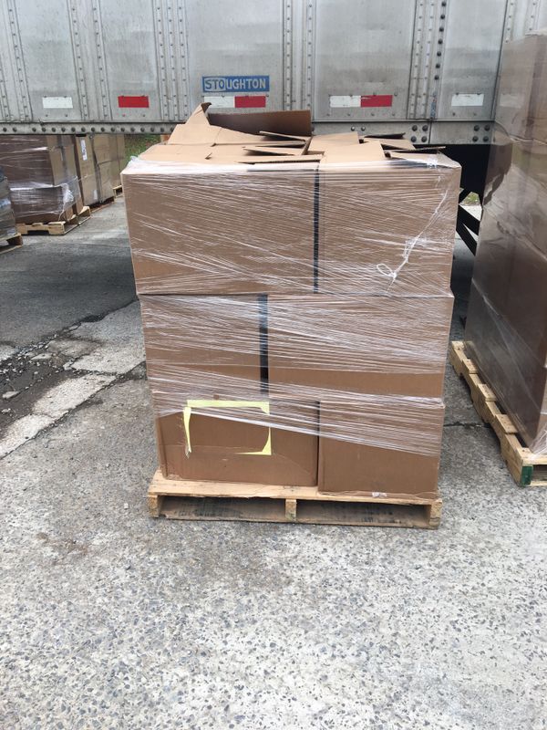 Staples merchandise by the pallet250 per pallet for Sale in Rock Hill