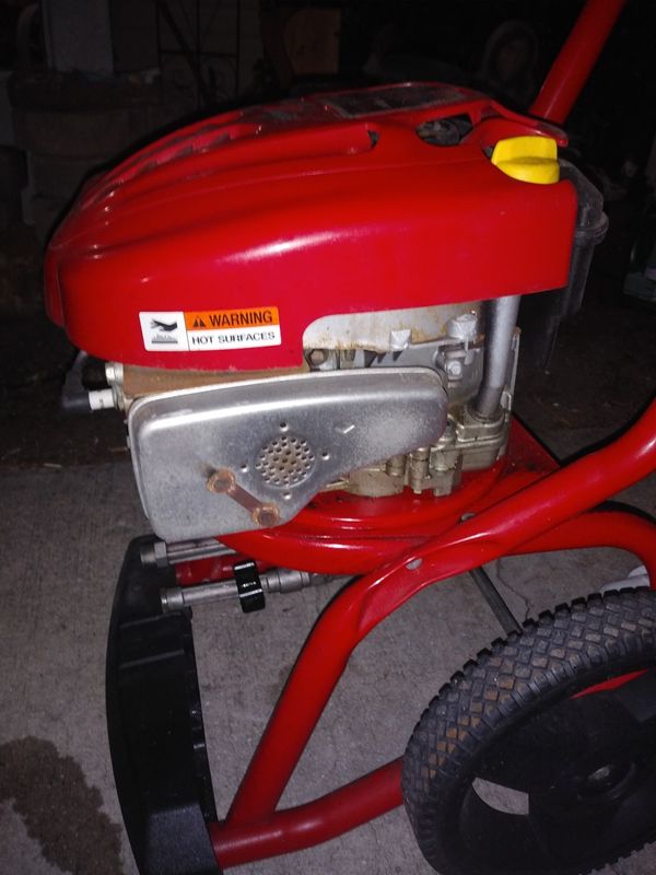 Troy bilt powered by briggs and Stratton 6.75 190cc pressure washer for ...