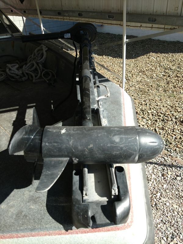 Motor guide 55 lb. Thrust 12 volt now mount trolling motor for Sale in