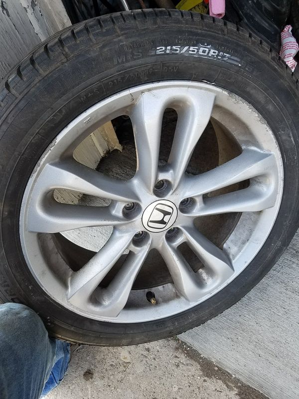 07 Honda civic si. RIM/ TIRE. for Sale in Kenosha, WI OfferUp