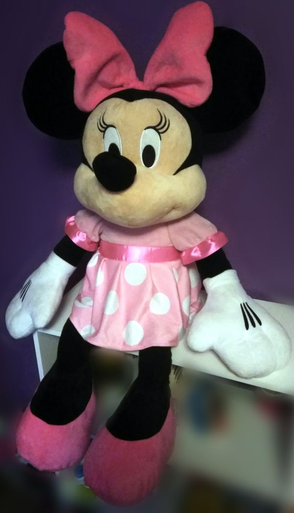 large minnie mouse toy