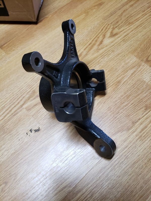 Polaris RZR xp1k 1000 front knuckle spindle for Sale in Temecula, CA