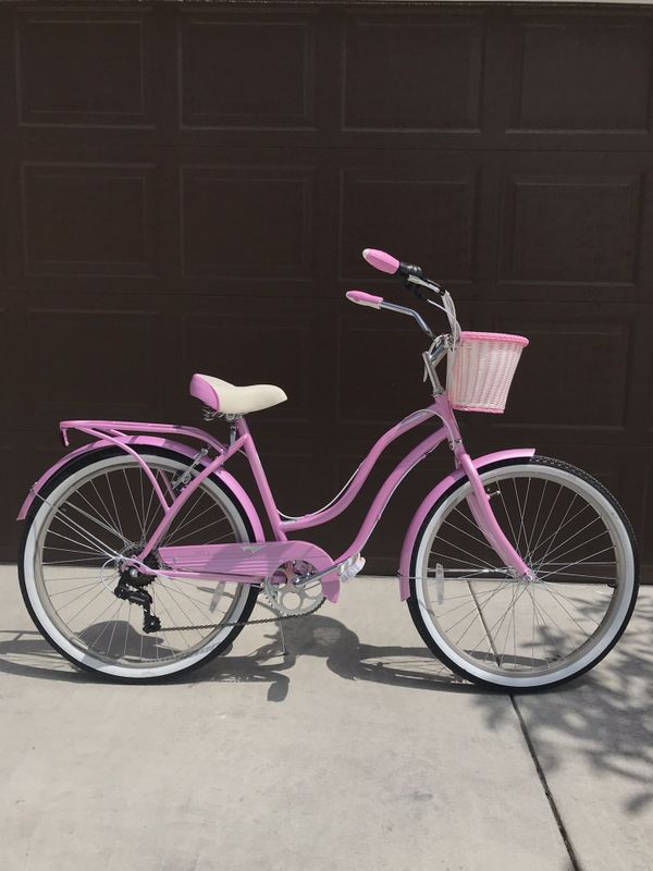 schwinn pink beach cruiser