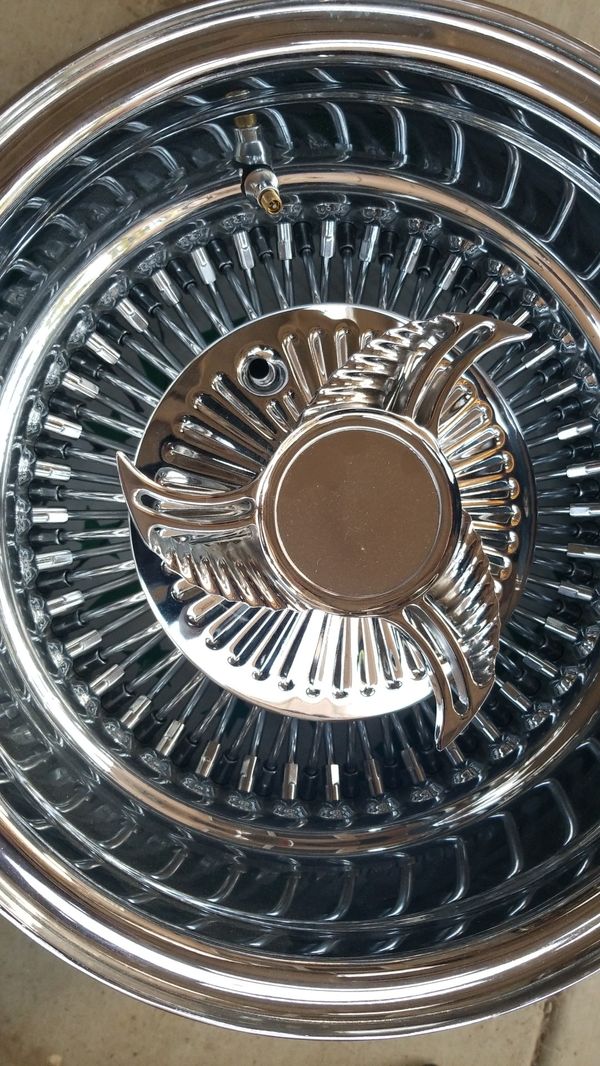 Spinner wire wheel McLean caps, lowrider for Sale in Perris, CA OfferUp