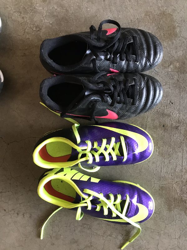 Indoor and outdoor girls soccer cleats for Sale in Kirkland, WA - OfferUp