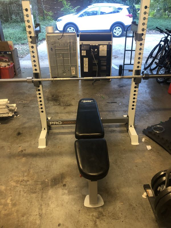 Fitness Gear PRO OB 600 weight bench with accessories for