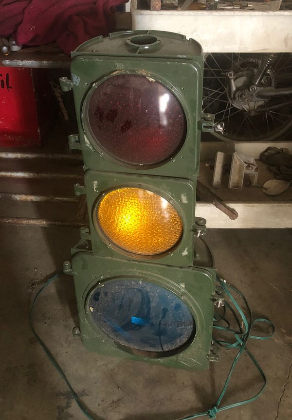 Vintage traffic light for Sale in Tracy, CA OfferUp