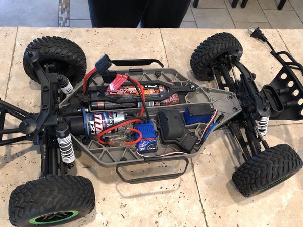 traxxas slash 4x4 monster energy special edition