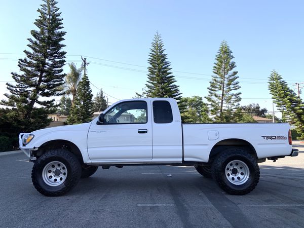 2000 Toyota Tacoma 4x4 1st Owner For Sale In San Gabriel Ca Offerup 