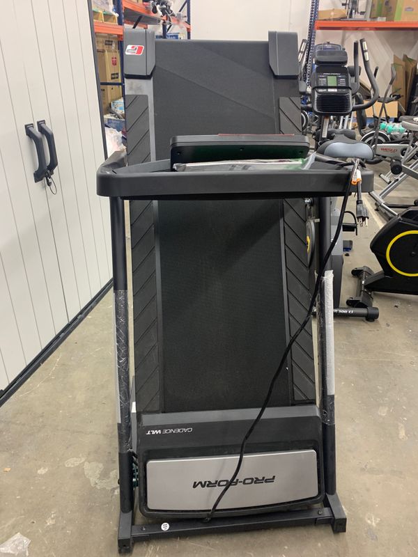 ProForm Cadence WLT Treadmill (FREE DELIVERY) for Sale in Las Vegas, NV