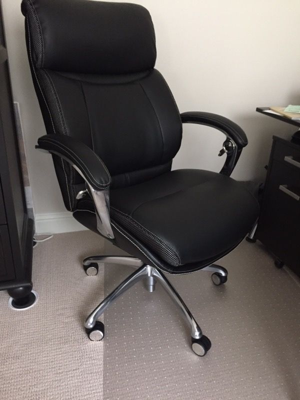 Serta WorkPro i5000 high back office chair for Sale in