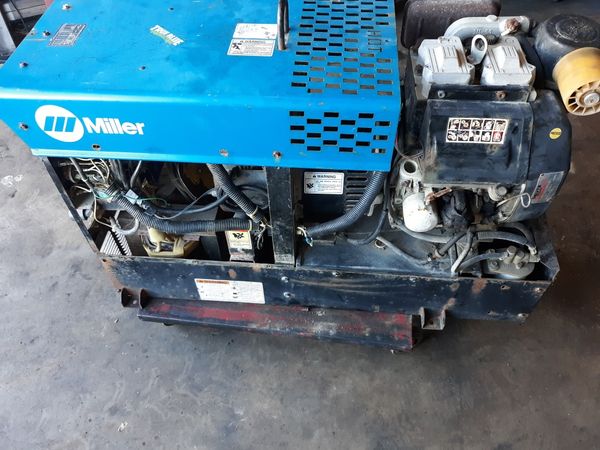 Miller Bobcat 225D Diesel welder generator FOR PARTS OR REPAIR for Sale