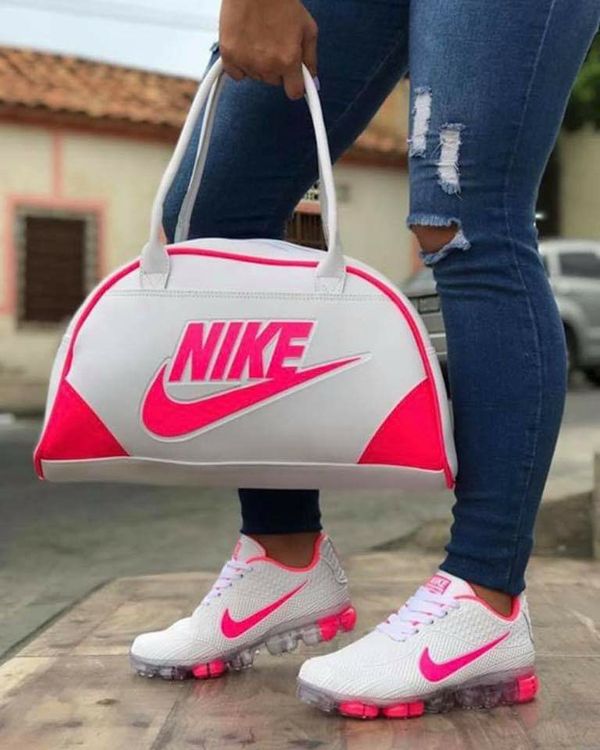 nike matching shoes and purse set