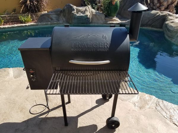 Traeger Wood Pellet Grill model # BBQ07C.03 . for Sale in Paso Robles ...