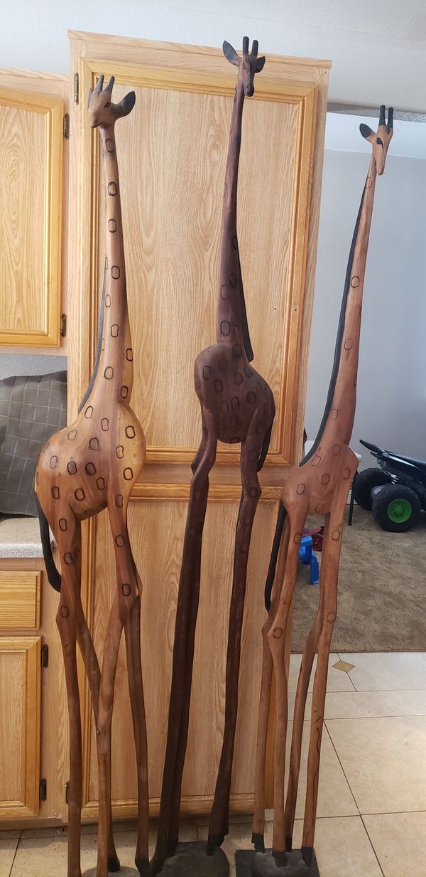 3 wooden Giraffes for Sale in Las Vegas, NV OfferUp
