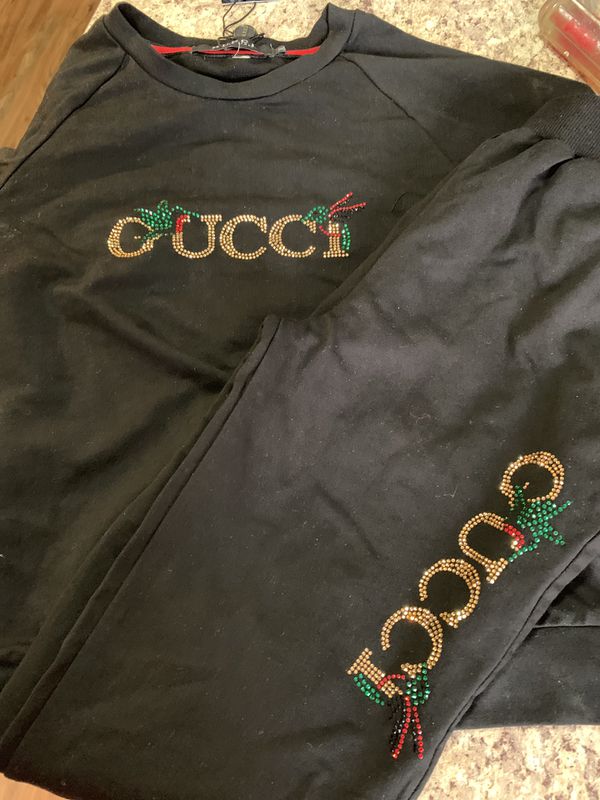 Gucci Sweatsuit Kids for Sale in New Orleans, LA - OfferUp