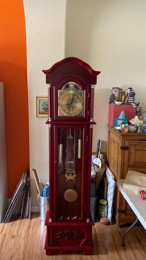 Daniel Dakota Red antique grandfather clock 100 or best offer for Sale